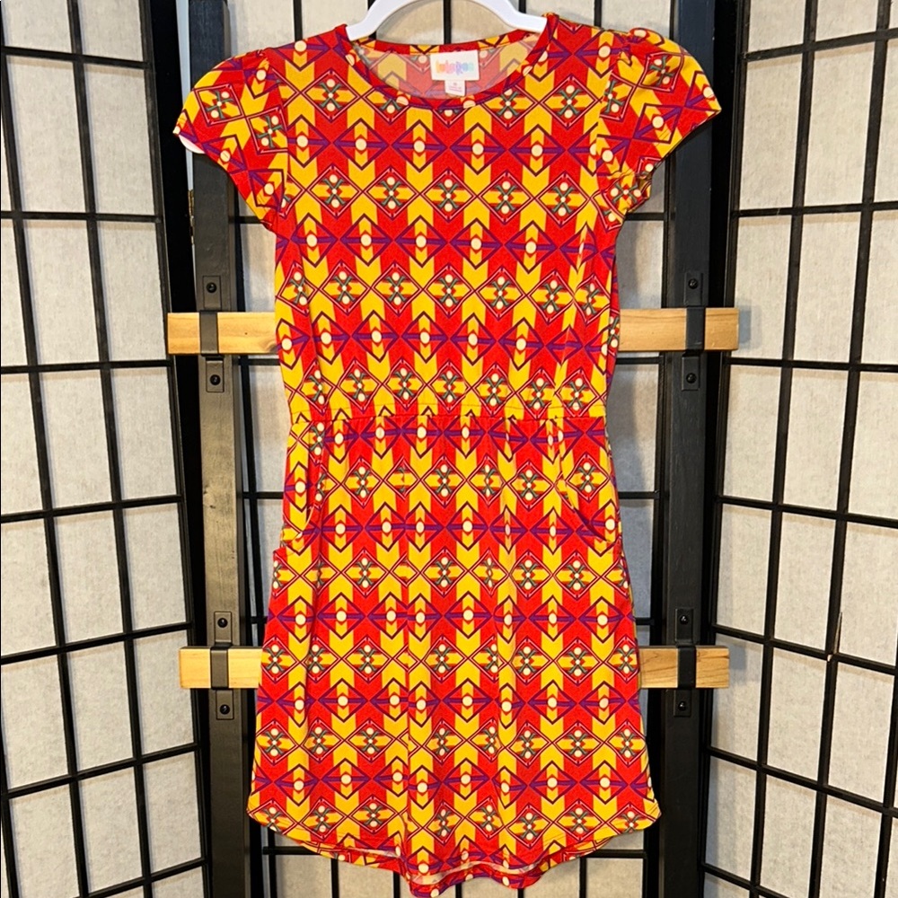🦋LuLaRoe Red and Yellow Geometric Pattern Sundress with Flutter Cap Sleeves